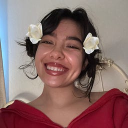 solenne °❀.ೃ࿔*