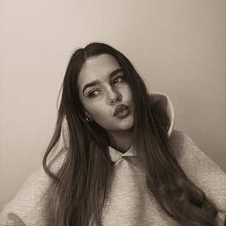 ⋆˖ ࣪⭑ meredith ⋆˖ ࣪⭑