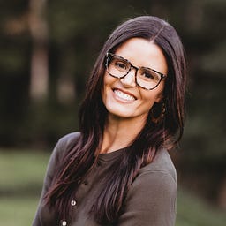 Lindsey DeLoach Jones