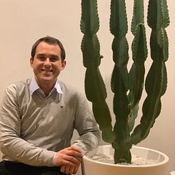 El Último Orbe - Historia