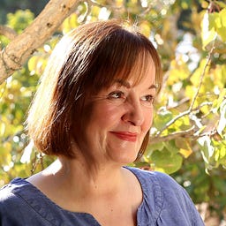 Debora Robertson 🦀