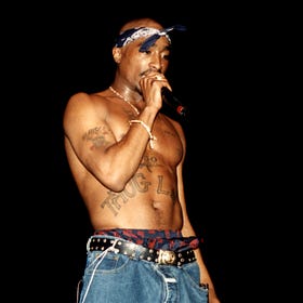 La discografía de Tupac, ordenada de peor a mejor