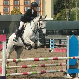 Helen shines for Strule Valley at NIRC Show Jumping Championships