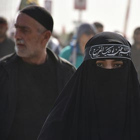 Allahoe akbar!