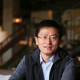 Chinese Scholars on Life Today: Two Generations, Two Views