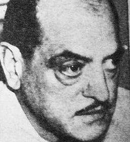 Luis Buñuel: Vida, Obras Relevantes y Carrera del Maestro del Surrealismo