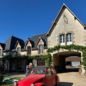 La Vie de Chateau (Chateau Life) 