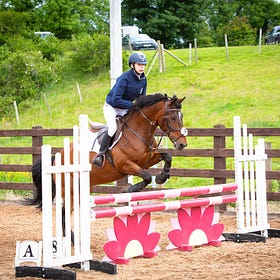 Double victory for Katelyn and 'Crackerjack' at Hagans Croft
