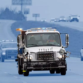 Houston Doesn’t Own Snow Plows—and That’s Okay 