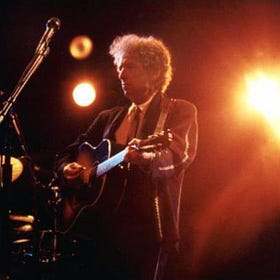 Lighting Bob Dylan on the Never Ending Tour