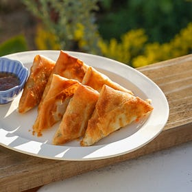Crispy Pork and Chive Pockets
