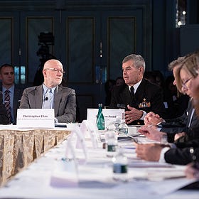 Oμολογία πράκτορα της CIA : "Eμείς κατασκευάσαμε τα εμβόλια mRNA σε συνεργασία με το Ίδρυμα του Bill Gates, το World Economic Forum και το Rockefeller Foundation"