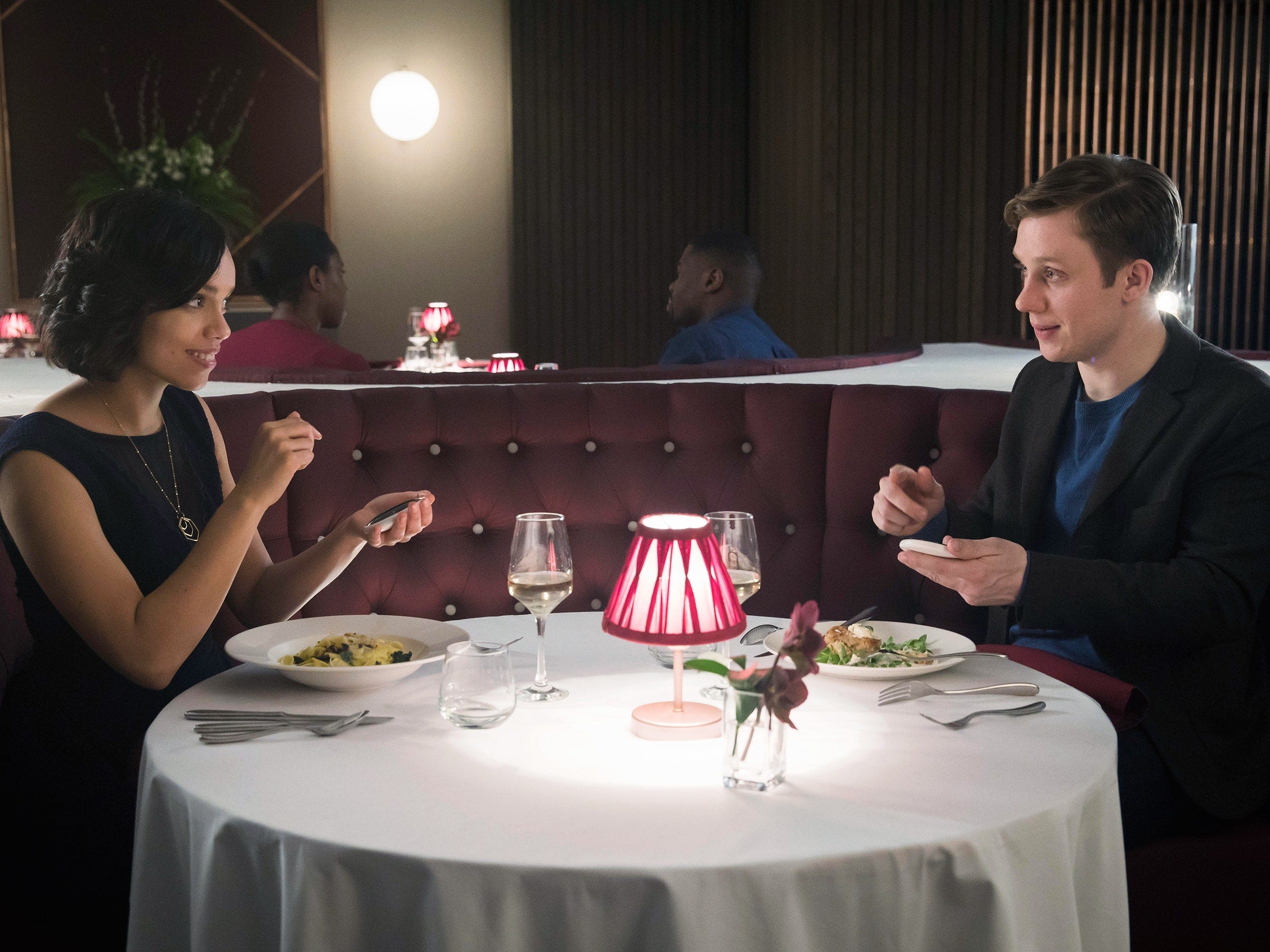 Black Mirror''s Dating-App Episode "Hang the DJ" is a Perfectly  Heartbreaking Portrayal of Modern Romance | WIRED