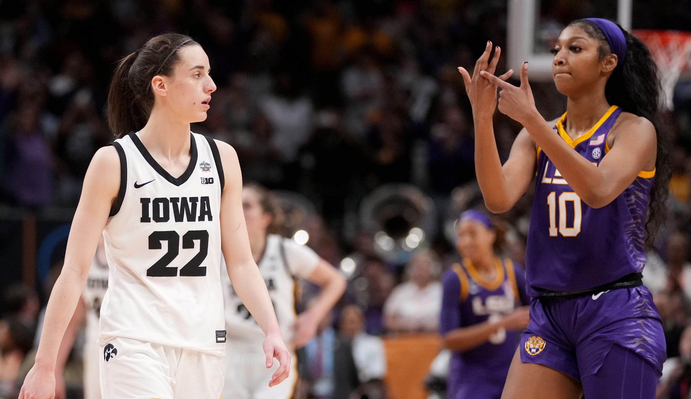 Caitlin Clark taunted by Angel Reese during LSU's championship win