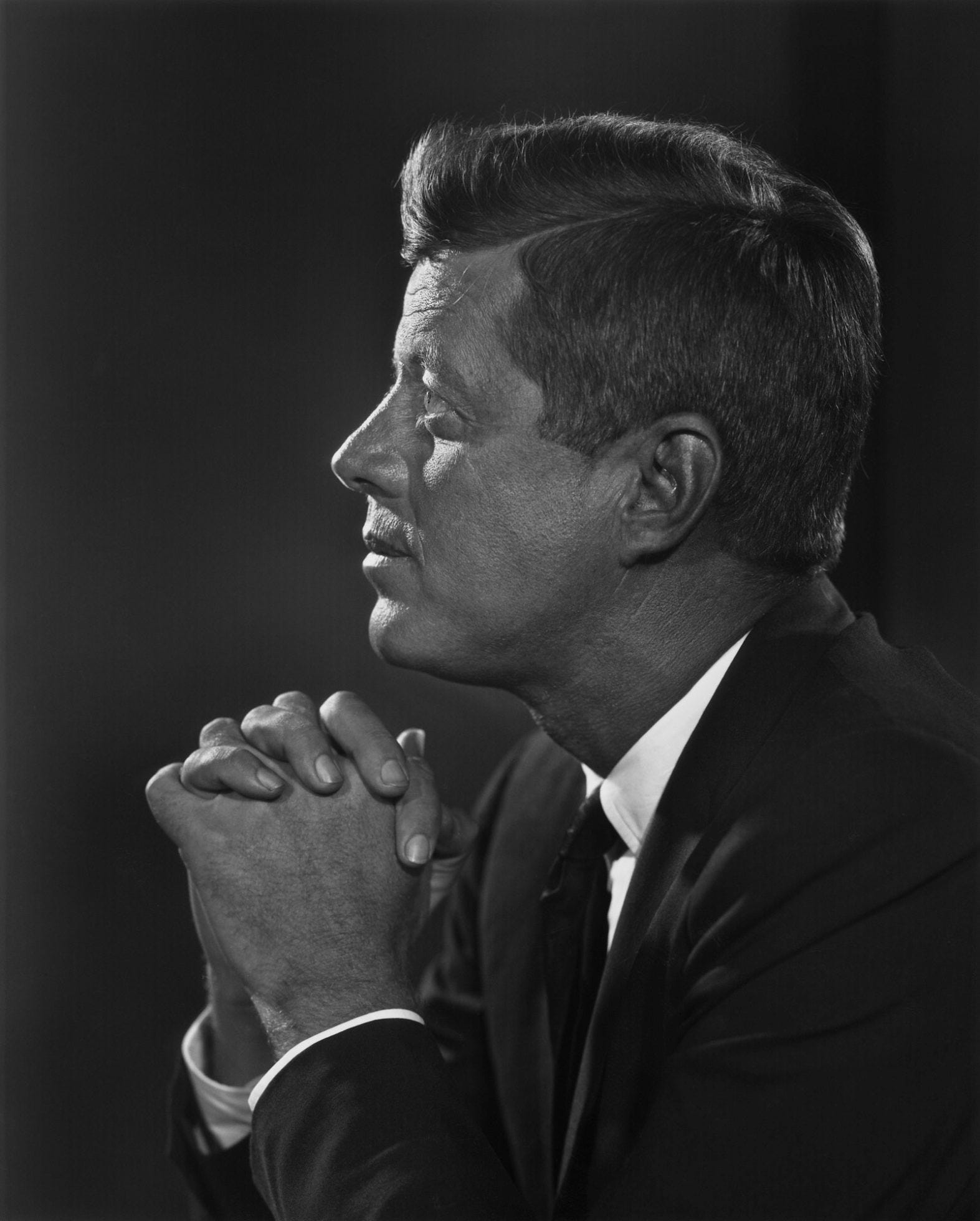 John-F-Kennedy-1573x1960