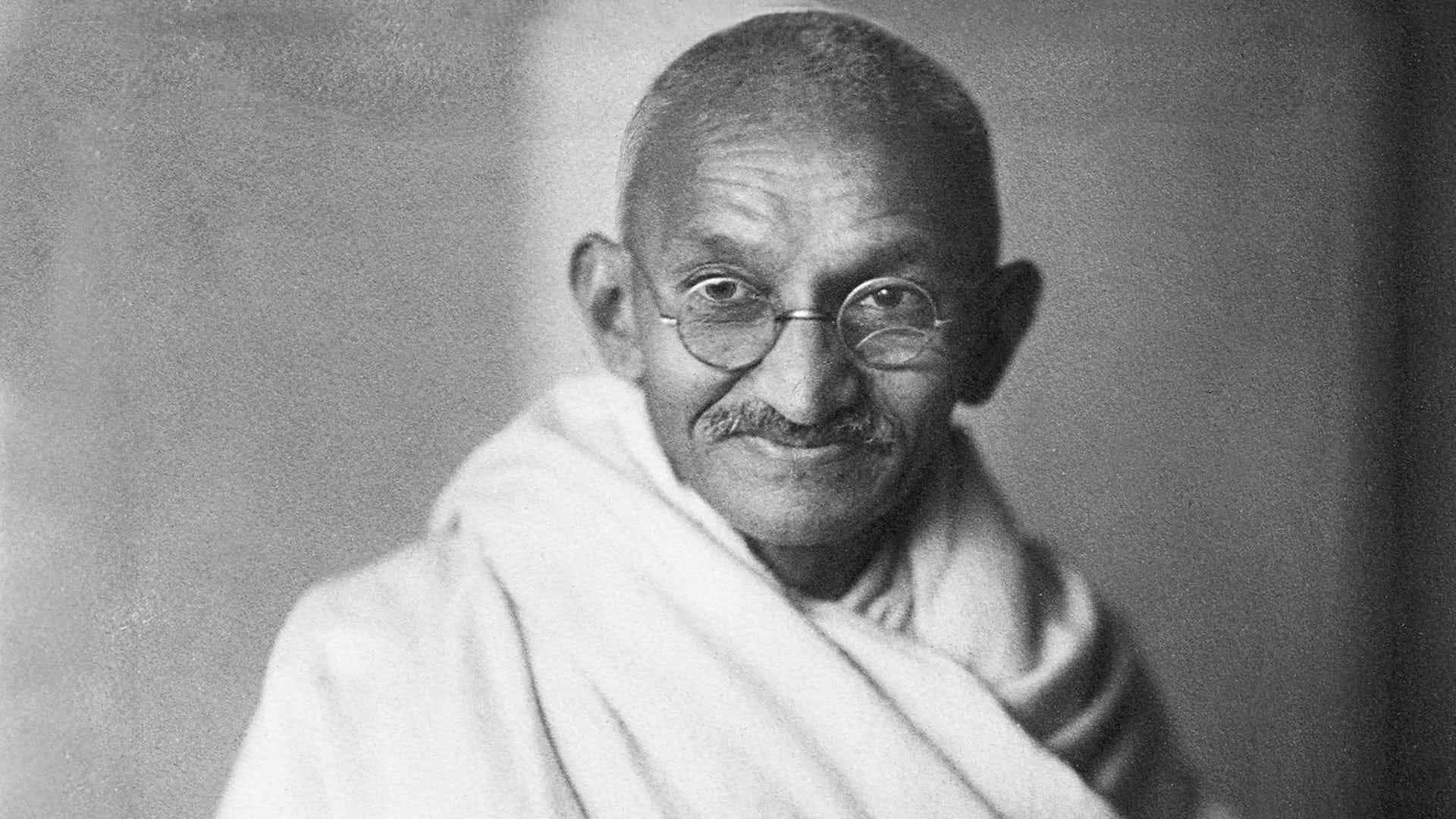 Mohandas Gandhi ‑ Biography, Facts & Beliefs | HISTORY