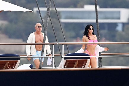 Jeff Bezos and Lauren Sánchez Enjoy Outing on Rumored $500M Yacht