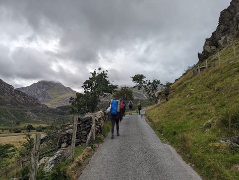 guided hike in the ogwen valley