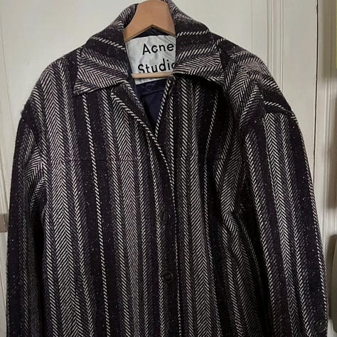 Vestes Louis Vuitton, Yves Saint Laurent vintage, Acne Studios, Chanel, Barbour, Vintage, Isabel Marant Etoile, Chloé. Cuir, peau, peau lainée, col fourrure, doudoune