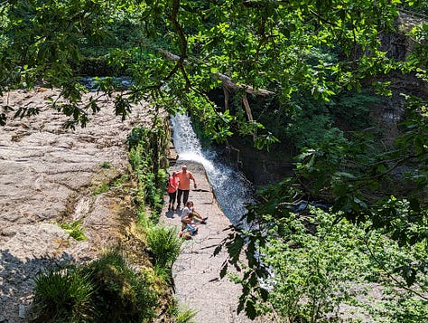 waterfall walk in the brecon beacons