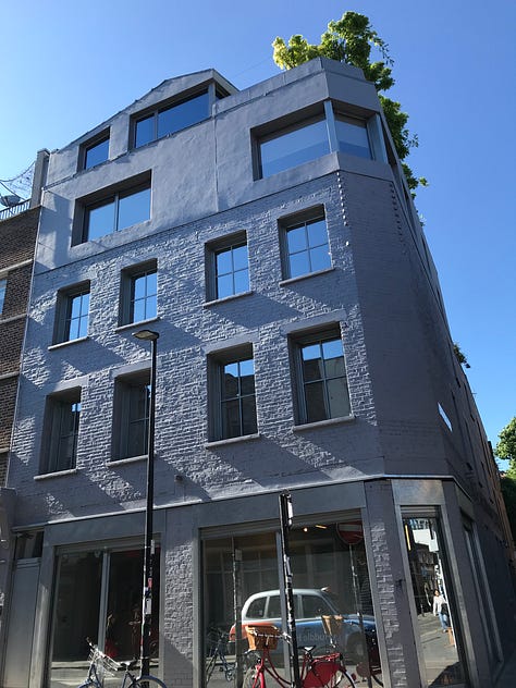 Along the Regent's Canal, streets and buildings of Shoreditch