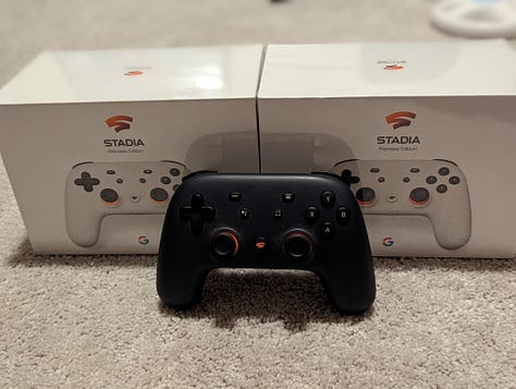 3 Stadia controllers