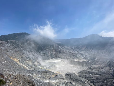 Gunung Tangkuban Perahu