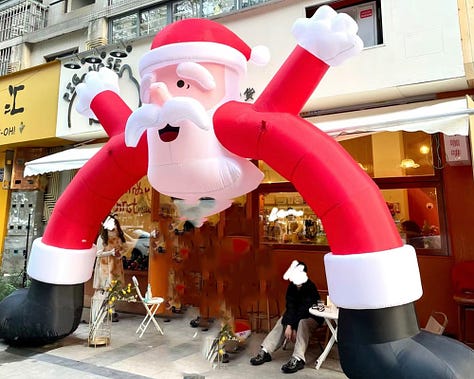 China Christmas wall climbing Santa 