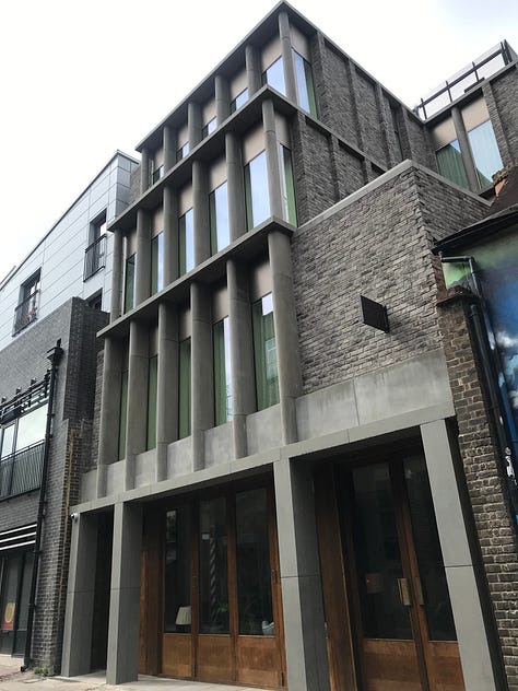 Along the Regent's Canal, streets and buildings of Shoreditch