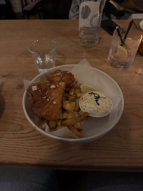 restaurant, fish and chips, apple pie