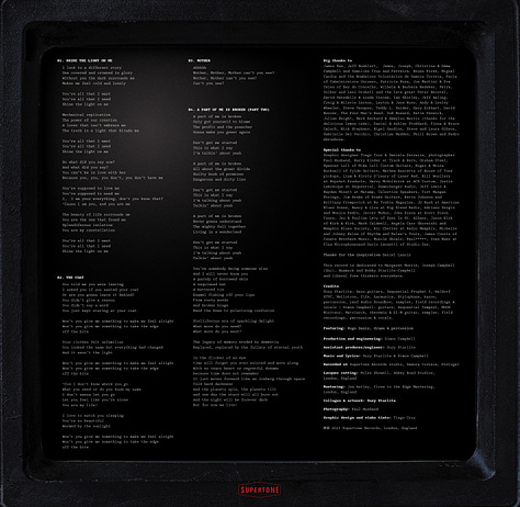 STARLITE.ONE: the rear cover and inner sleeve of the vinyl version.