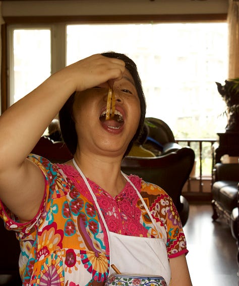 Cooking with Zhong Yi's family