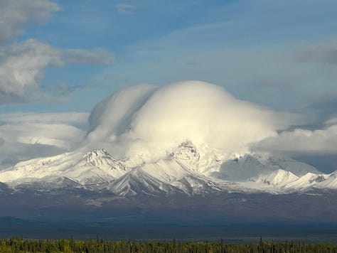 Photos of Mountain landscapes in Alaska and the Yukon