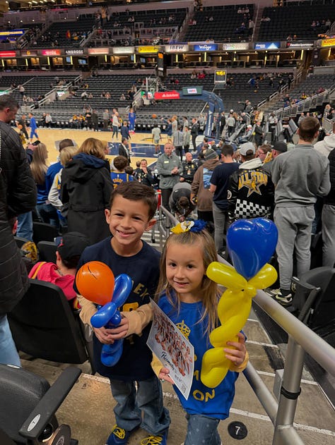 Steph Curry to kids wearing his jersey in Indiana: “You are the reason why we play this game”