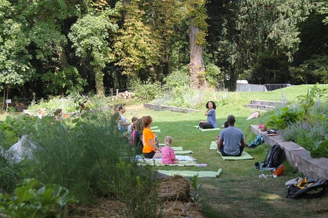 Fondation Good Planet yoga class in the bois de Boulogne in Paris, France