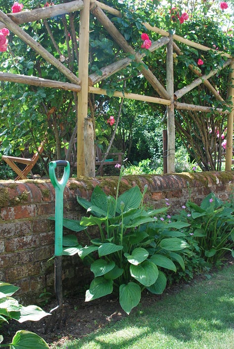 Entrance garden at the Kilns