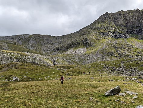 guided hike in the carneddau