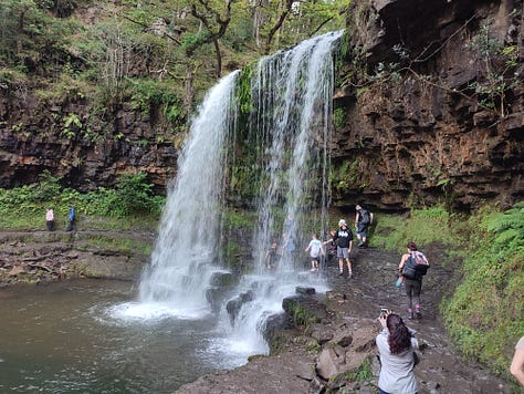 waterfall walk in the brecon beacons