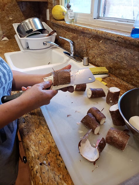 Six photos showing different hands cooking and preparing Salvadoran dishes.