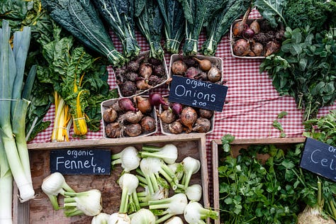 Brambletye farmers market stalls organic, biodynamic fruit, vegetables, eggs, juice, farm produce