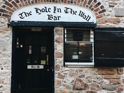 The Hole In The Wall Bar, Armagh