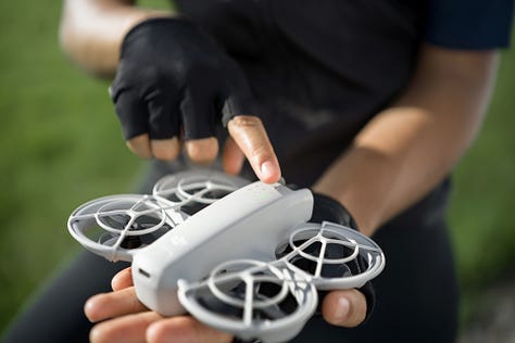 DJI Neo drone