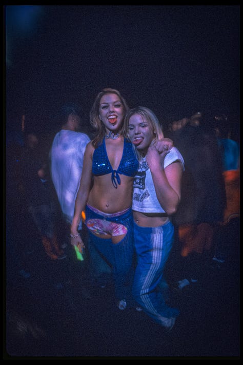 Halloween Tribal Massive (10.31.97) featuring. The Crystal Method, Coldcut, DJ Dan, Tomas, etc.. Photos by Beau McGavin