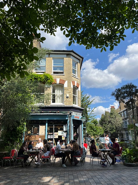 Italo cafe near Vaux Hall, TOAD bakery, South London Gallery, and Copeland Park in Peckham