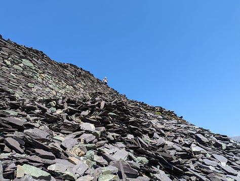 walking in snowdonia Llanberis