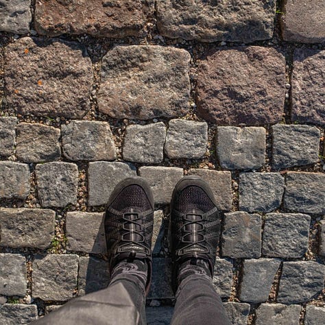 Travel,typology,feet