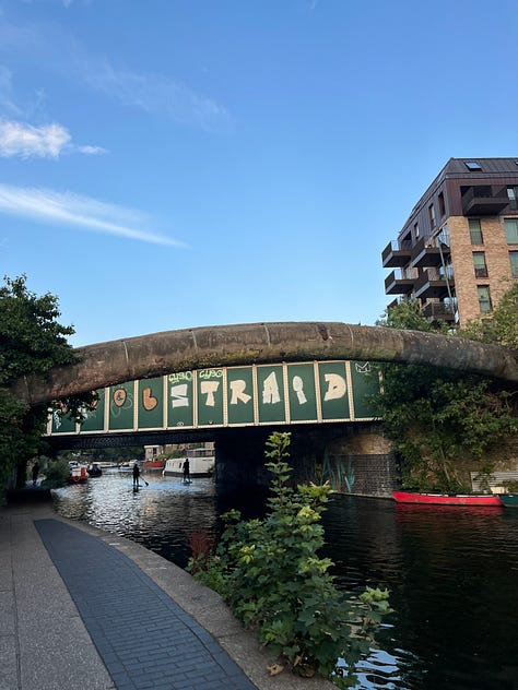 Along the Regent's Canal, streets and buildings of Shoreditch