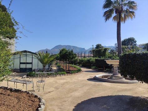 Inside and gardens of the Palazzo dei Normanni