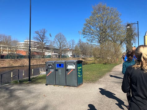 Images on the route showing other runners on wide paths