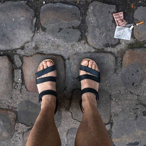 Travel,typology,feet